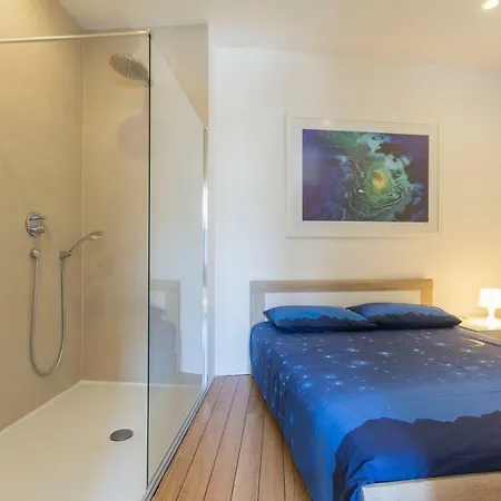 Apartment In Center With Parking